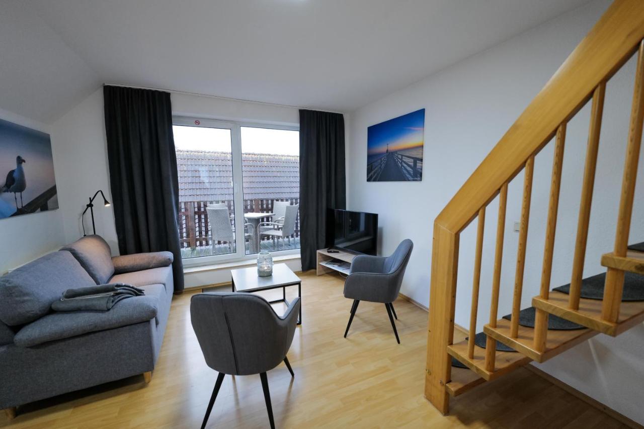 Ferienwohnungen Meerfarbig Zingst - Haustierfrei -Terrasse Mit Strandkorb Oder Balkon - E-Ladesaeule - Parkplatz - Wlan - Fahrradschuppen - Waschtrockner - Ruhig Und Zentral - Nichtraucher Exterior foto