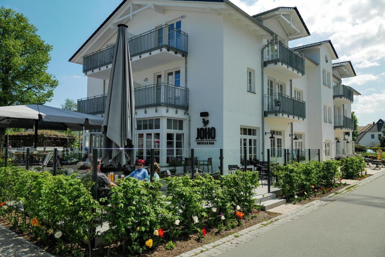 Ferienwohnungen Meerfarbig Zingst - Haustierfrei -Terrasse Mit Strandkorb Oder Balkon - E-Ladesaeule - Parkplatz - Wlan - Fahrradschuppen - Waschtrockner - Ruhig Und Zentral - Nichtraucher Exterior foto